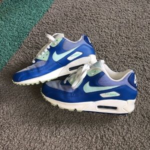 NIKE air max